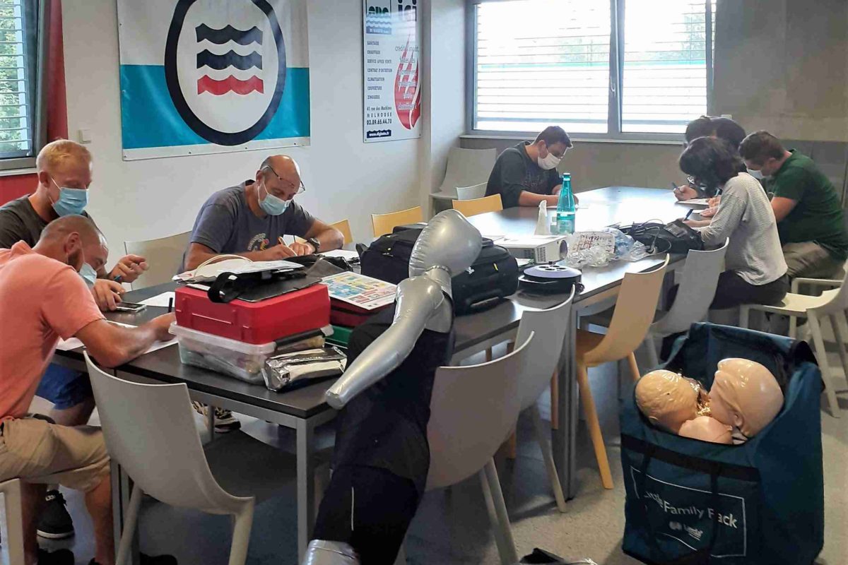 Formation sauveteur secouriste du travail : 7 salariés formés chez Di Giusto à Mulhouse. Une formation dispensée par Soforis, basée à Ammerschwihr.